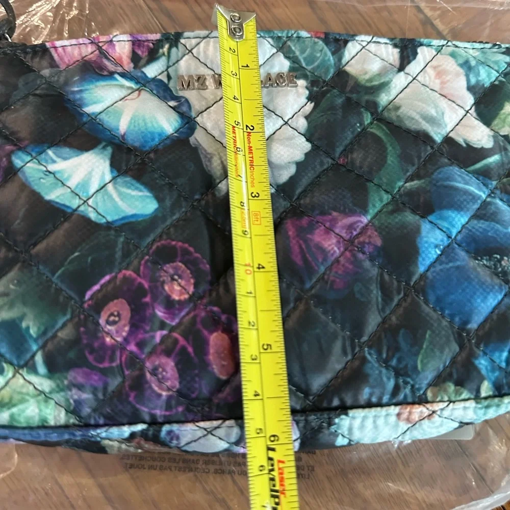 Gorgeous HTF MZ Wallace Floral Bouquet Metro Cosmetic Pouch NWT